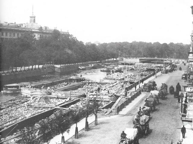 Река Фонтанка у Пантелемоновского моста. 1900-е г.