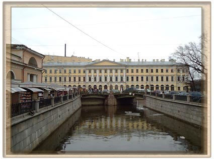Трехколенный мост.Санкт-Петербург