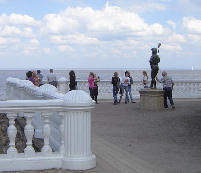 Статуя Нептун.Морская терраса.Петергоф.