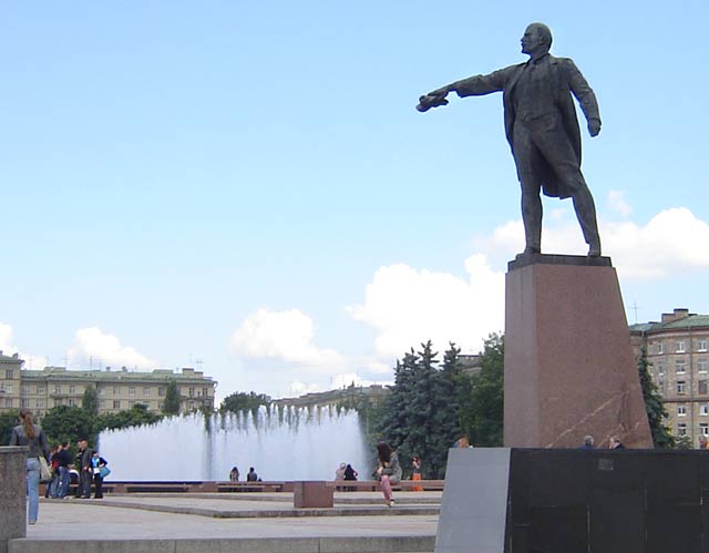 Памятник Ленину.Московская площадь.