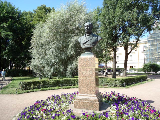 Памятник А.М.Горчакову