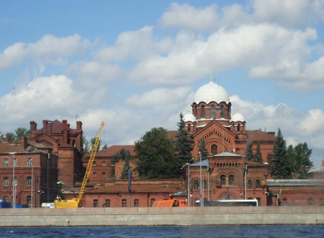 Церковь Св.Александра Невского на территории тюрьмы 