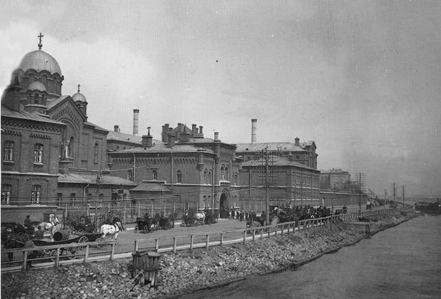 Тюрьма Кресты на Арсенальной набережной. Фото 1906 г.