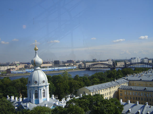 Вид на Санкт-Петербург.Смольный собор