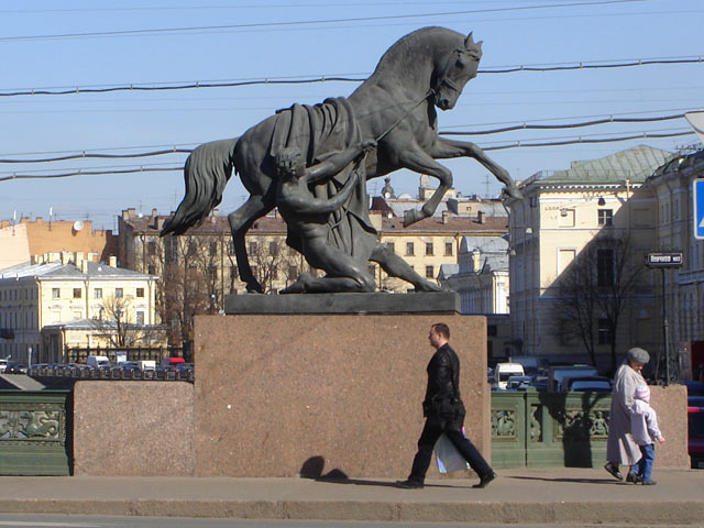 Аничков мост