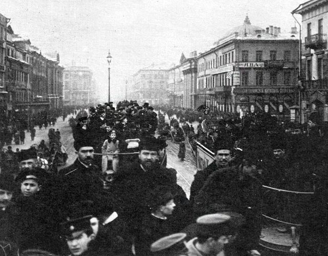 На империале конки.Фотограф К. Булла.1900 г.