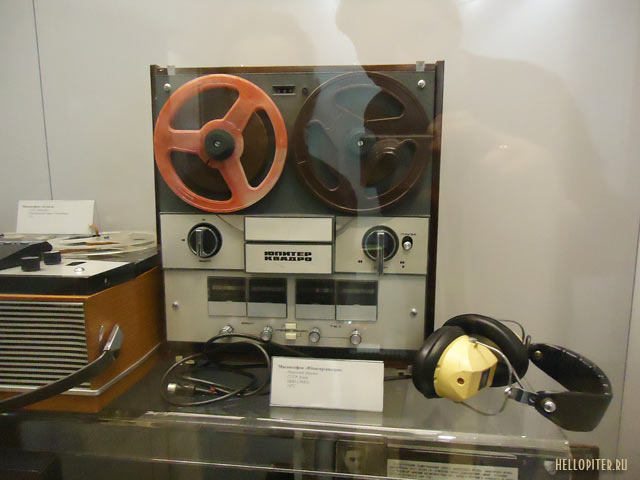  "-"... "".1972 .