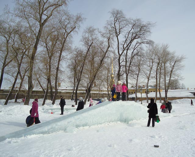 Пляж Петропавловской крепости.