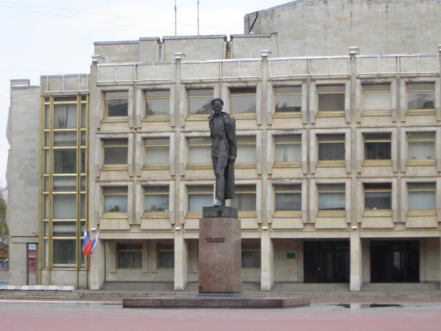 Памятник Дзержинскому