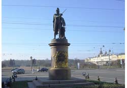 Суворову А.В. памятник