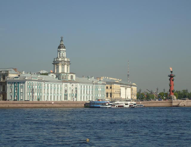 Водные экскурсии по рекам и каналам Санкт-Петербурга