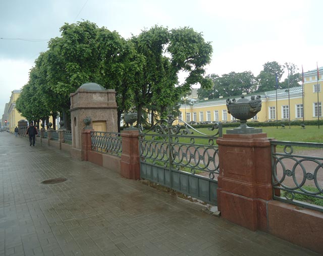 Таврический дворец.Ограда
