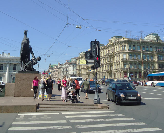 Аничков мост.