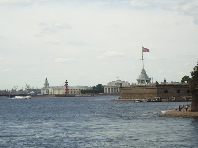 Нарышкин бастион Петропавловской крепости. Вид на стрелку Васильевского острова.