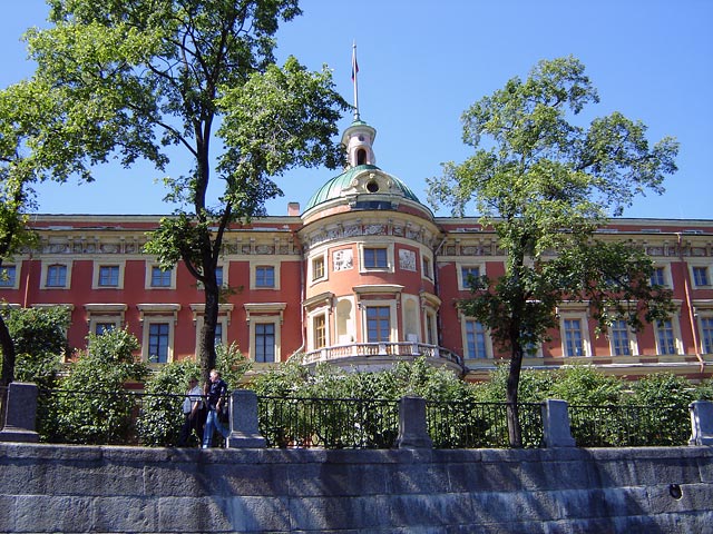 Михайловский замок