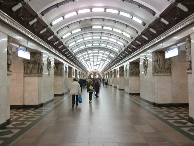 Метро Санкт-Петербурга.Станция "Нарвская".