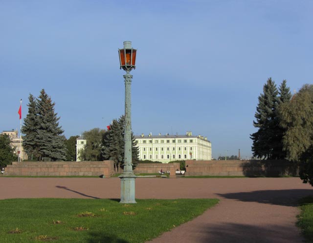Марсово поле.Мемориальный комплекс.