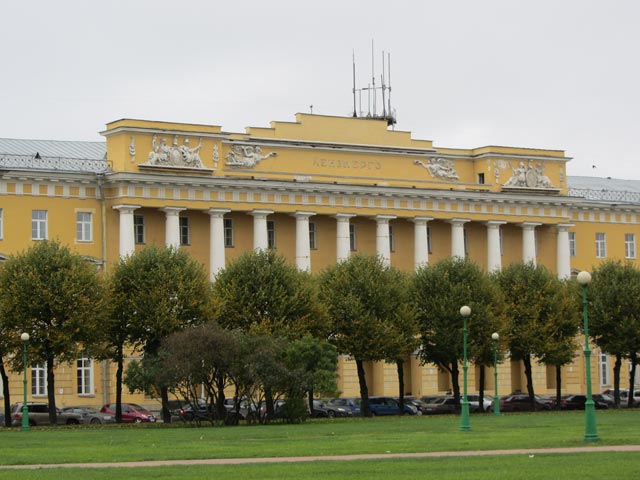 Марсово поле.Казармы лейб-гвардии Павловского полка.