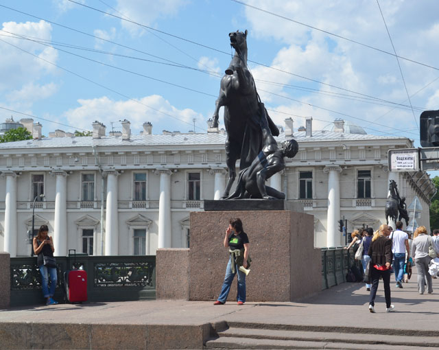 Аничков дворец.Вид со стороны Аничкова моста.