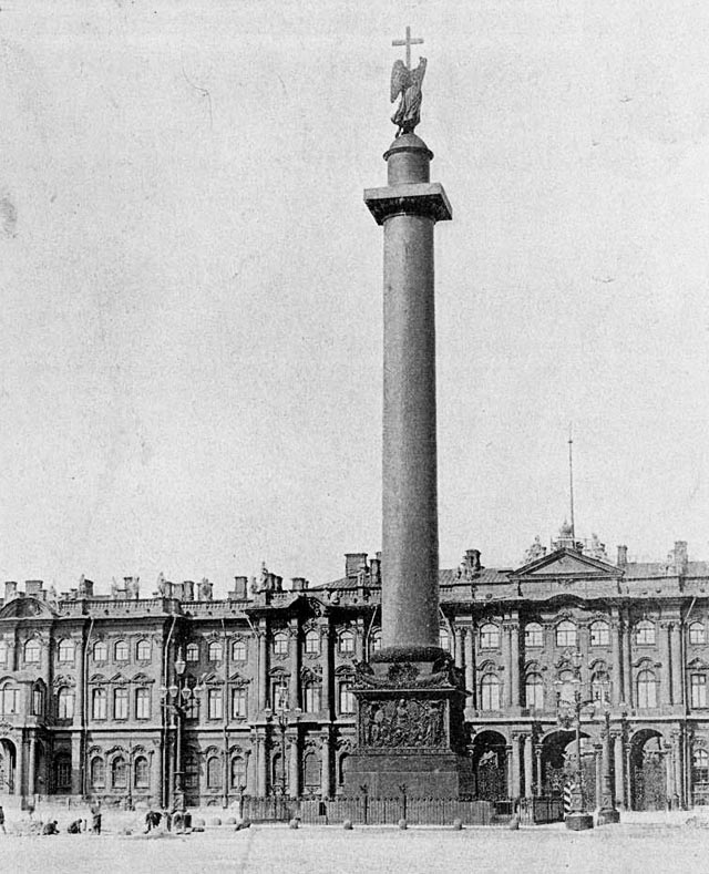 Александровская колонна.Фото 1902 г.
