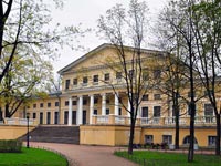 palaces of st.-petersburg
