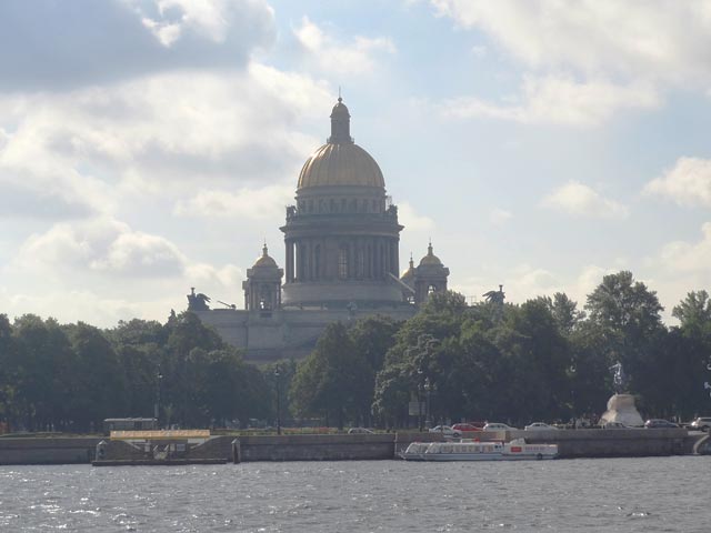 Исаакиевский собор.Вид со стороны Васильевского острова