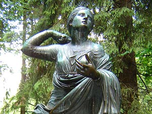 Павловский парк. Ниобида
