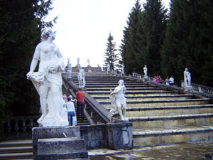 Петергоф.Каскад"Золотая гора".