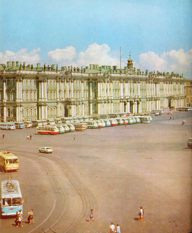 Зимний дворец.Дворцовая площадь.1971 г.