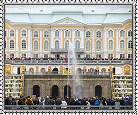 Петергоф. Торжественный пуск фонтанов Большого каскада